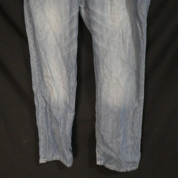 FUTURE DENIM | W 42 L 34 | Classic Blue Faded Jeans - Picture 7 of 16